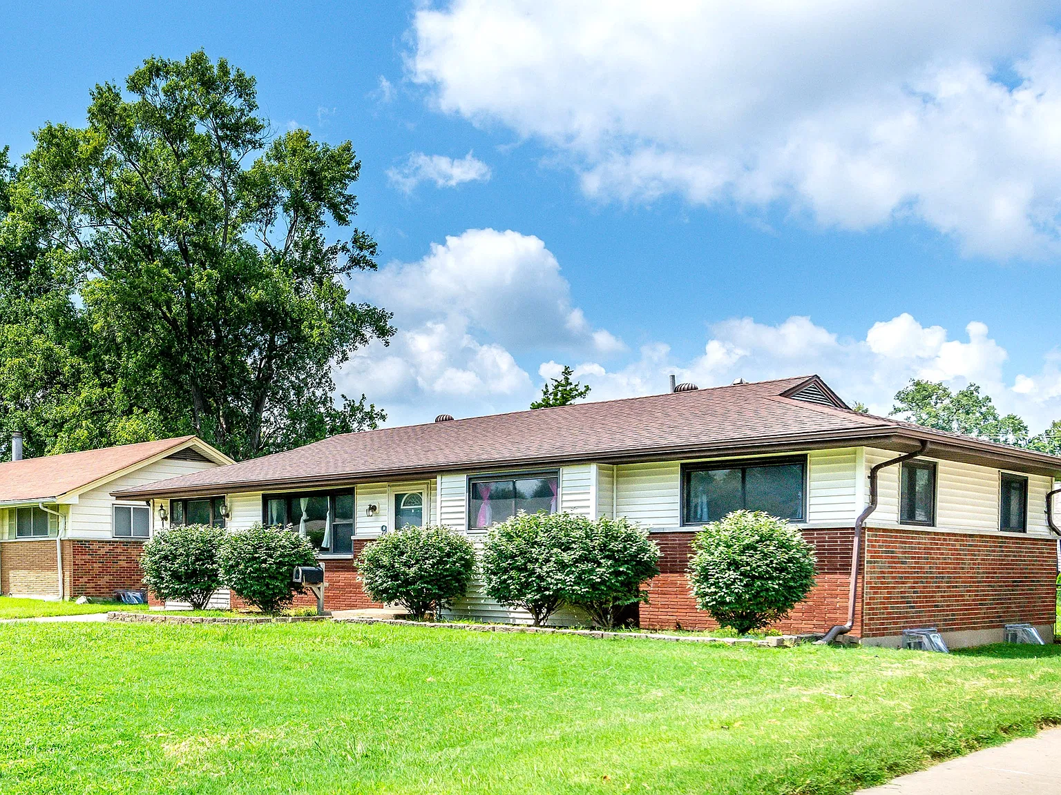 4 bed, 1.5 bath, 1312 sqft, $1,650 — Photo 3
