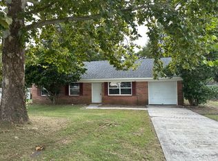 506 Parkway Ct, Jacksonville, NC 28540