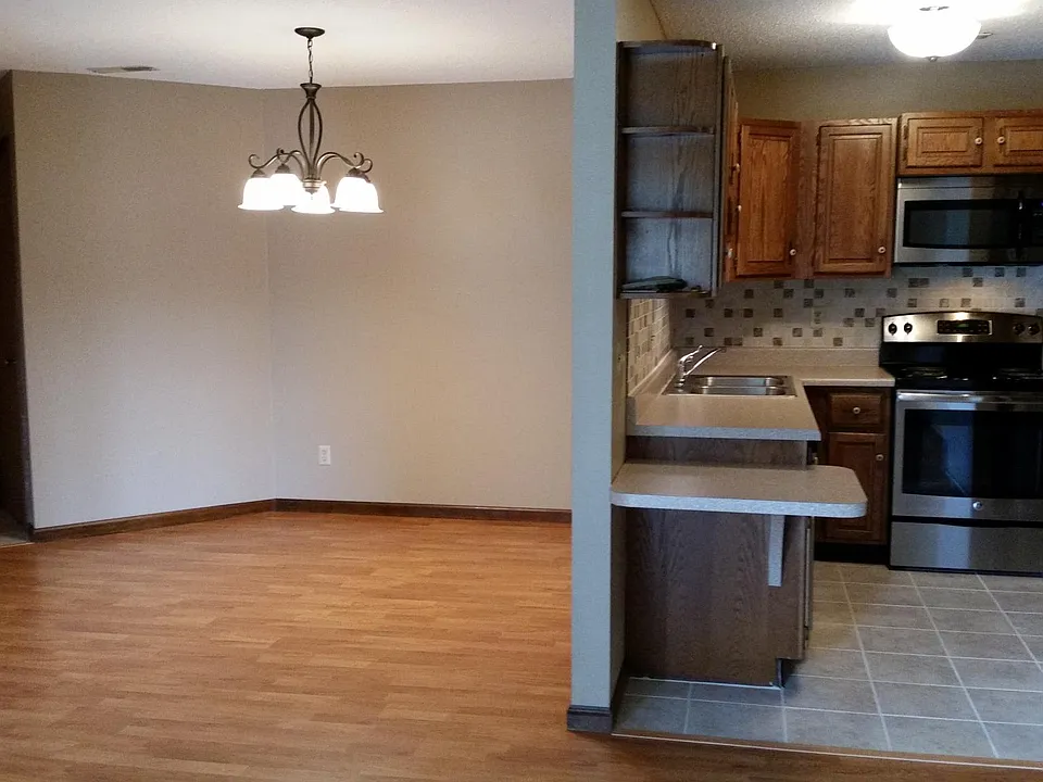 2527 Farragut Dr
