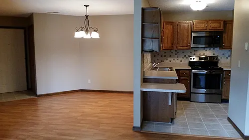 2527 Farragut Dr Photo 1