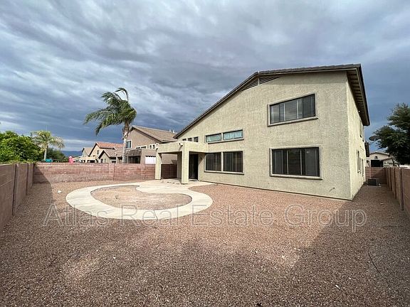 3rd image of 8285 N Rocky Brook Dr