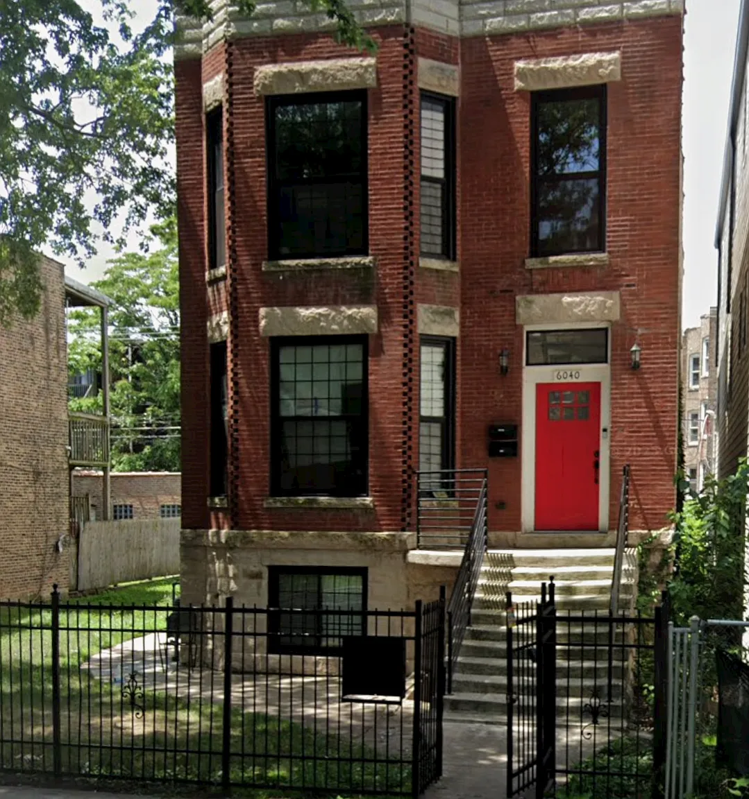 3 bed, 1200 sqft, $2,300 — Photo 1