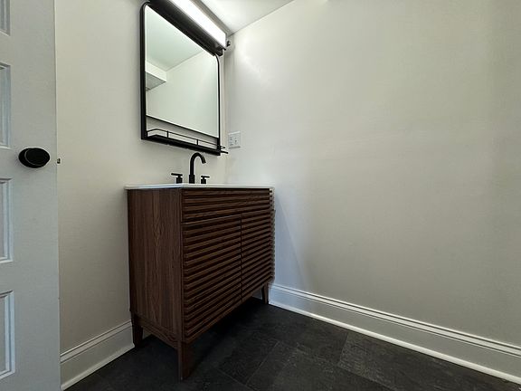 4th image of 1622 S 4th St APT 1