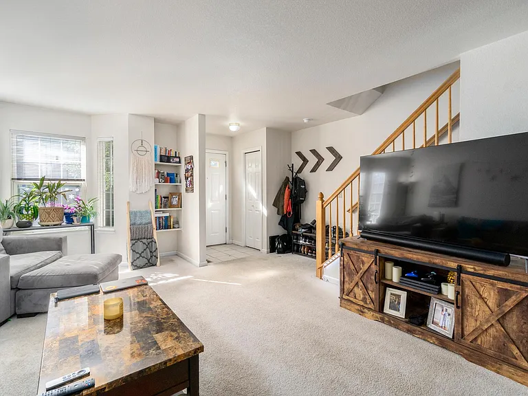 2805 Leisure Dr — Photo 4