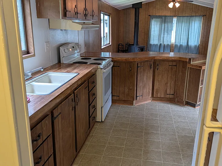 20215 Crane Pl — Photo 5