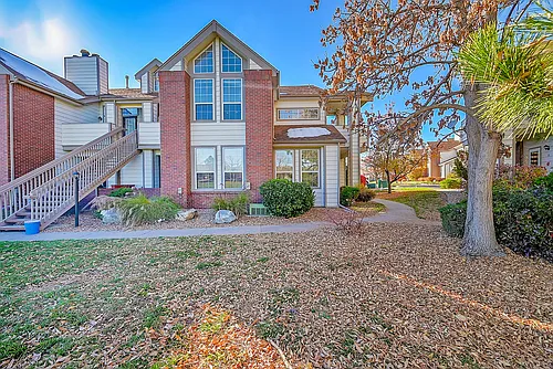3026 W Prentice Ave #J Photo 1