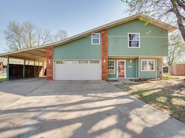 1702 Buckboard Ln, Enid, OK 73703