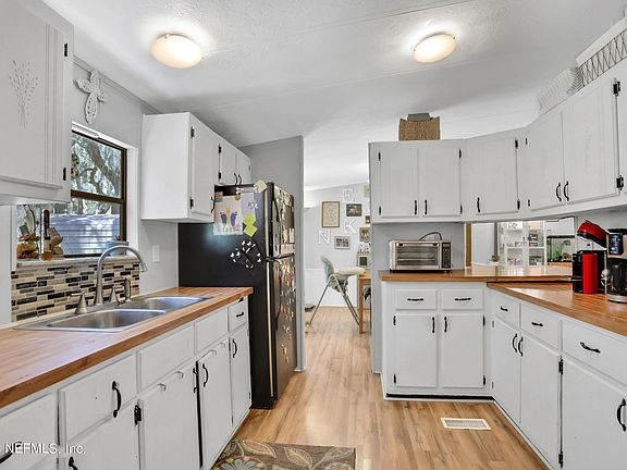 3rd image of 5197 AVENUE B