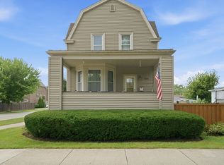 4246 Blanchan Ave, Brookfield, IL 60513