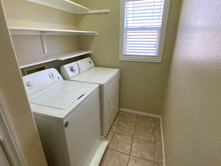 757 La Tosca St — Photo 15