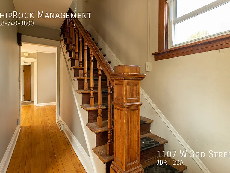 1107 W 3rd St — Photo 2