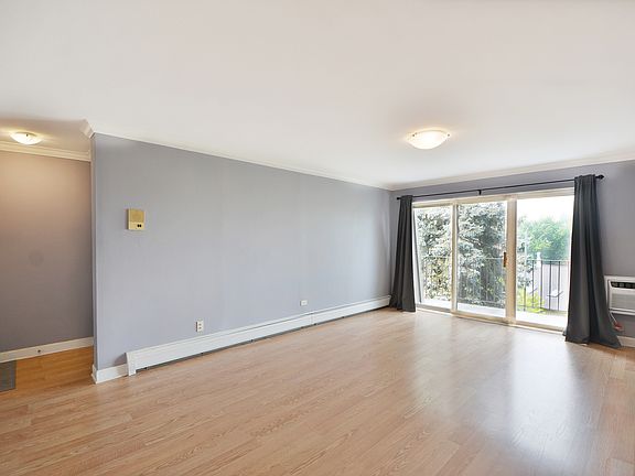 3rd image of 575 Fairway View Dr APT 3H