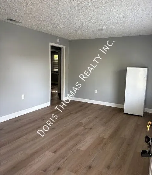 44 S Parkwood Dr — Photo 5