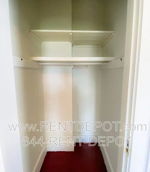 1415 E Indiana St — Photo 11