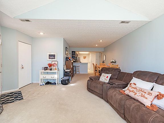 5th image of 536 Dandy Brush Ln E #4