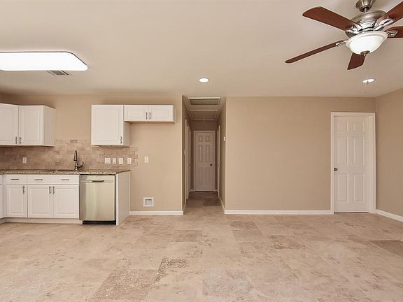 5th image of 211 Mahan Ave