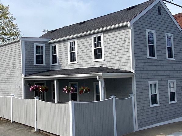 8 Howland St FLOOR 2