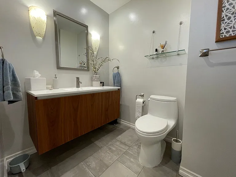 15560 Otsego St — Photo 7