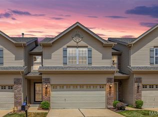 1207 Saltash Ct, Saint Louis, MO 63129