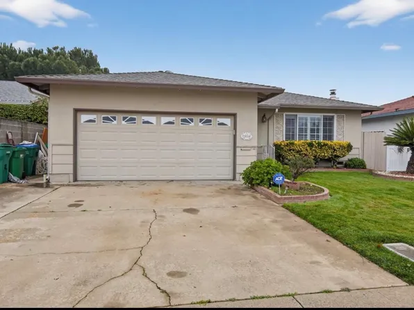 1014 Downing Dr, Lodi, CA 95242