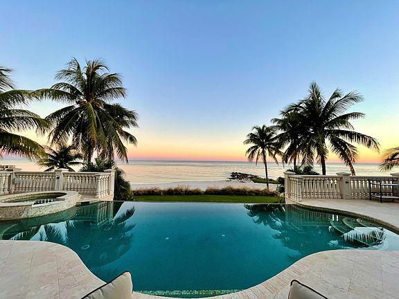 3rd image of 841 W Ocean Dr