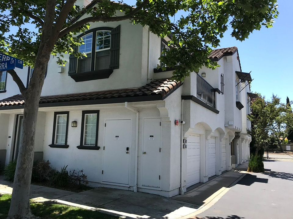 1st image of 35467 Monterra Cir