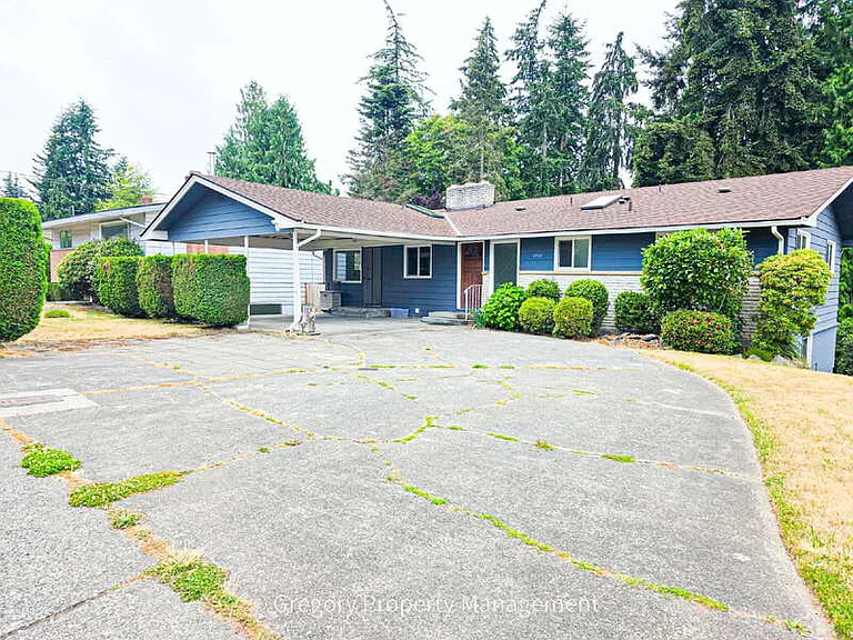 4908 Dogwood Dr — Photo 1