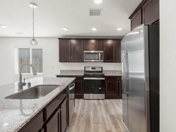 736 Valmy Dr, Reno, NV 89506