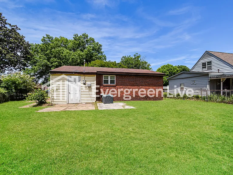 1597 Whitehead Dr — Photo 14