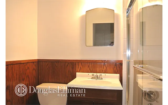 Sold by Douglas Elliman | media 32