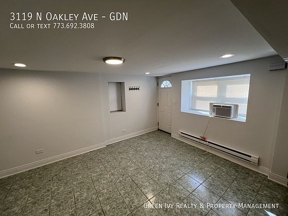 3rd image of 3119 N Oakley Ave