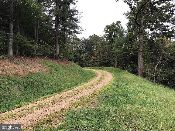 3rd image of Whitney Ln