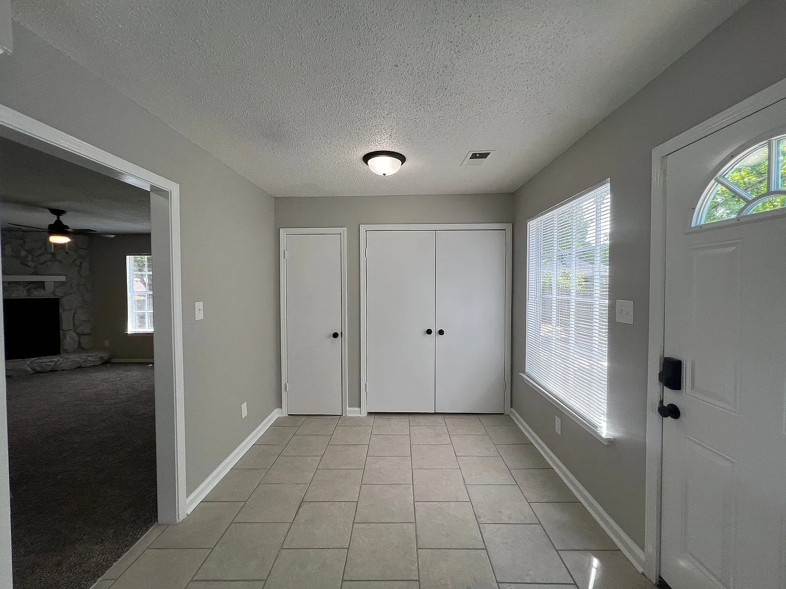 4038 Naylor Rd — Photo 2