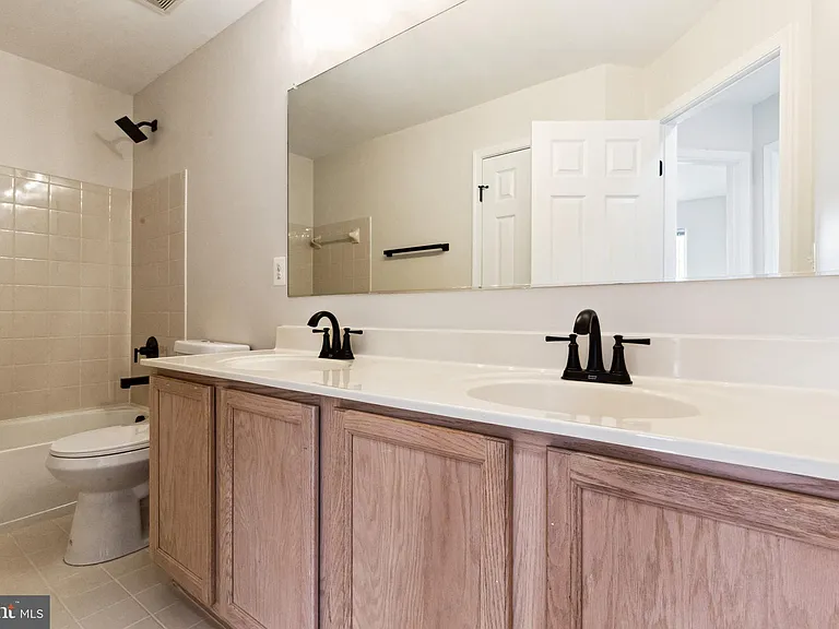 2900 Stockholm Way — Photo 18