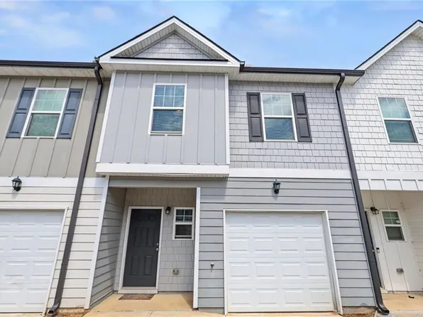 5106 Lower Elm St, Atlanta, GA 30349