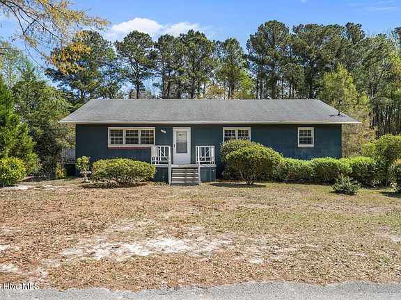 3rd image of 111 King Moore Road