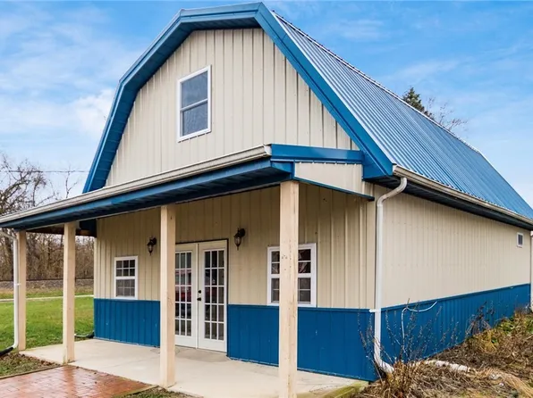 19 E 6th St, Dresden, OH 43821