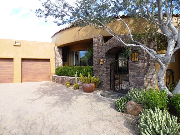 2nd image of 35933 N Summit Dr