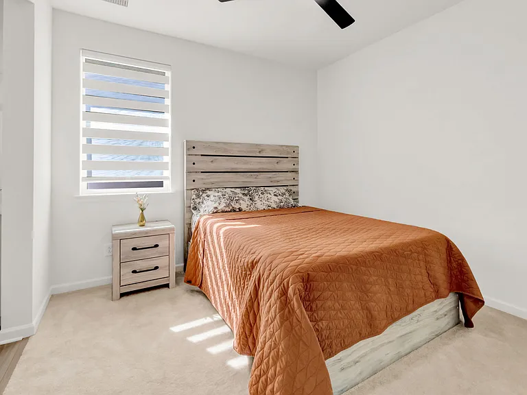 5907 Presidio Pkwy — Photo 22