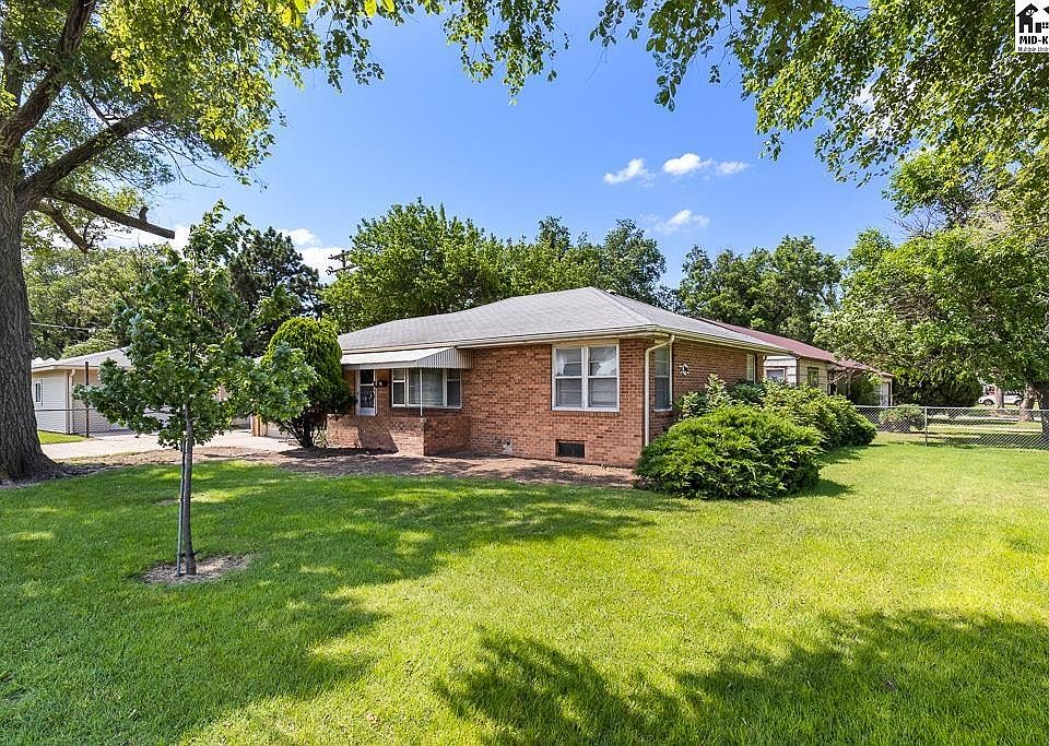 1st image of 89 Faircrest Dr
