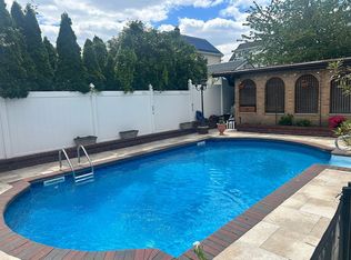 149-16 10th Ave UNIT 1, Whitestone, NY 11357