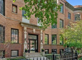841 W Wellington Ave #1, Chicago, IL 60657