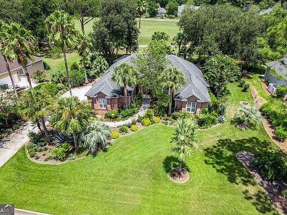 4th image of 535 Cardinal Cir E