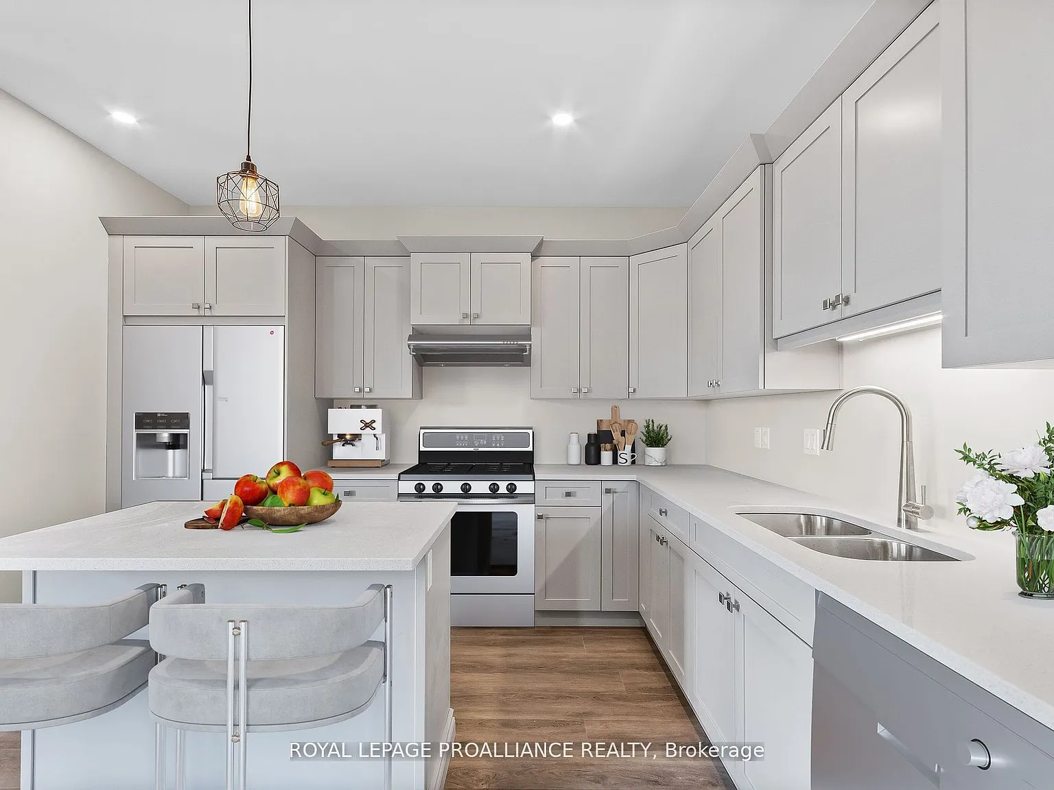 2 bed, $2,100 — Photo 3