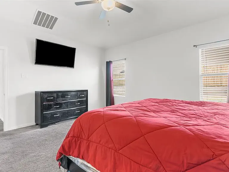 608 Fawn Valley Dr — Photo 10