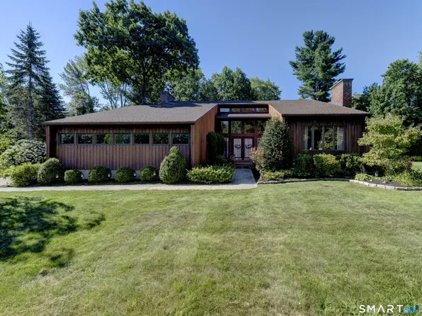 142 Red Oak Hill, Torrington, CT 06790