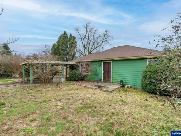 885 E Ellendale Ave, Dallas, OR 97338