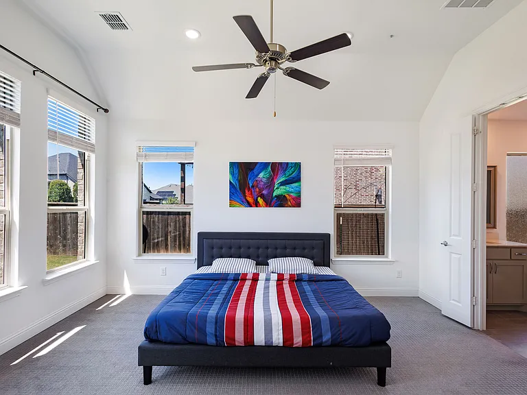 7597 Sanctuary Dr — Photo 24