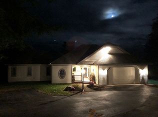 205 Ellis Ridge Rd, Glen, NH 03838