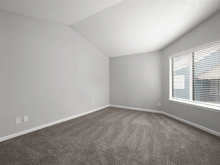 The Azul Apartments — Photo 55